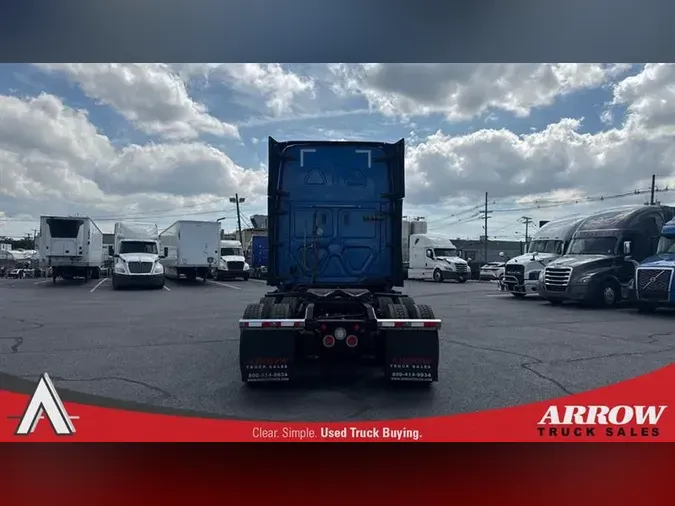 2021 FREIGHTLINER CA126