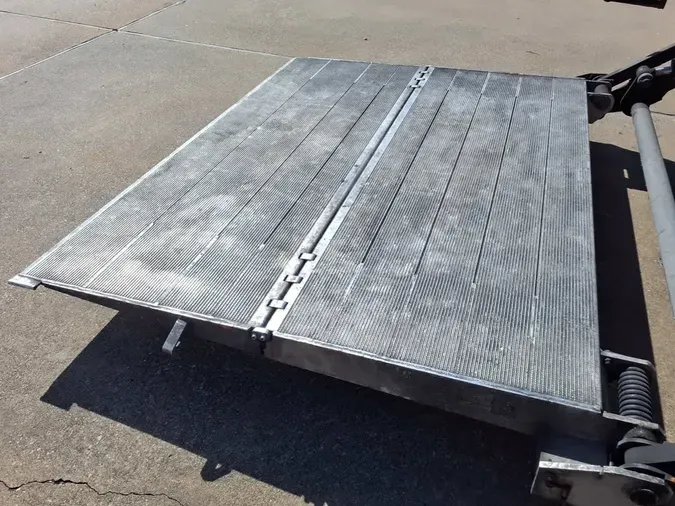 2019 NAVISTAR INTERNATIONAL MV607 (4X2)