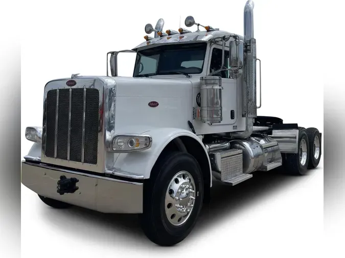 2018 Peterbilt 389fbc82e85691eff21e429404cf865b689