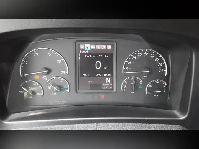2025 Freightliner Cascadia 126fbc9719f43d79b329cac437e3fd9cebb