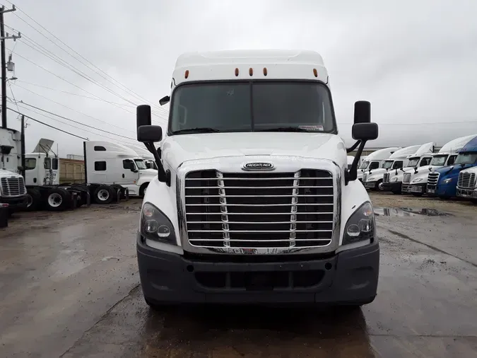 2019 FREIGHTLINER/MERCEDES CASCADIA 113