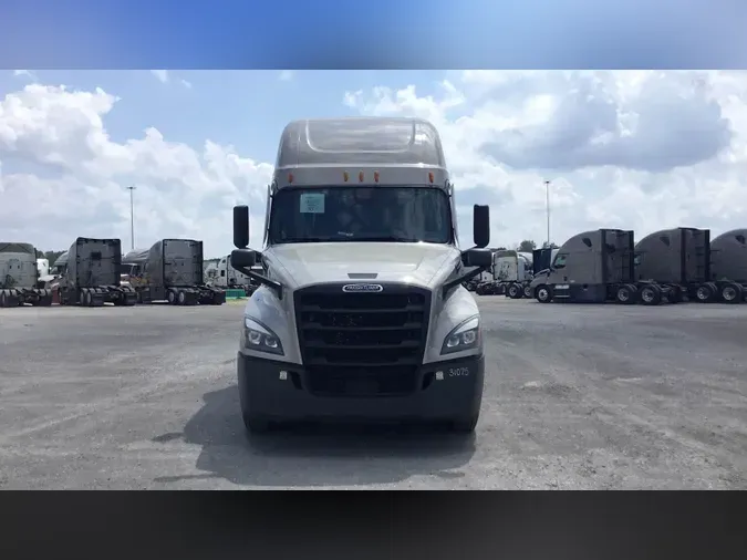2024 Freightliner Cascadia 126