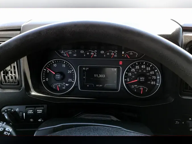 2021 INT LT625 6x4