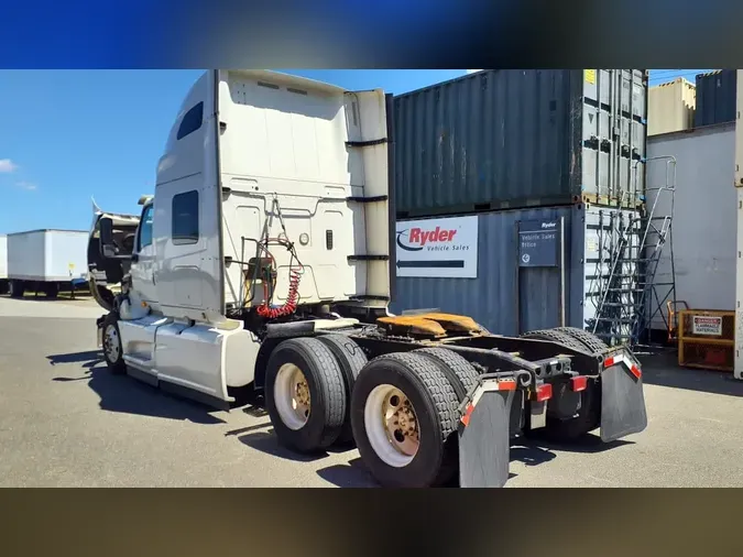 2020 NAVISTAR INTERNATIONAL LT625 SLPR CAB