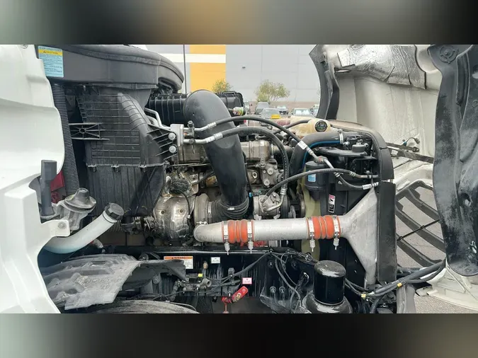 2022 Freightliner Cascadia 126fbd521e0ed07eb23edf9cd061234be54