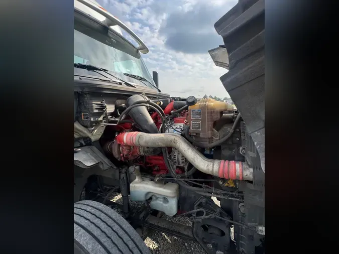 2021 International LT625