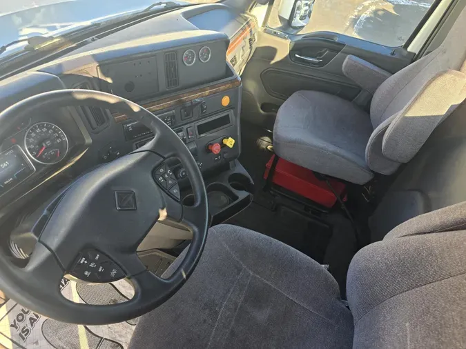2020 International LT625