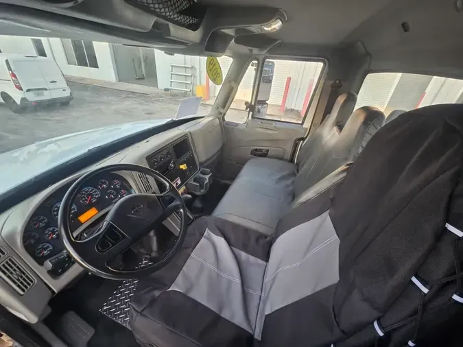 2019 NAVISTAR INTERNATIONAL 4300
