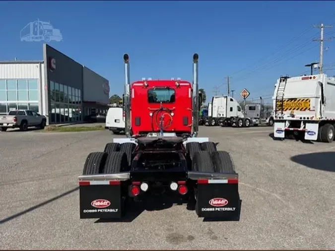 2027 PETERBILT 589