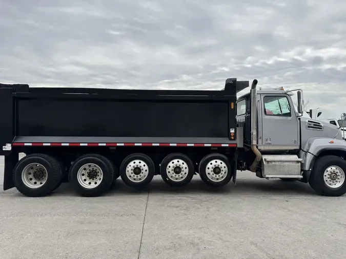 2021 Western Star 4700 SB