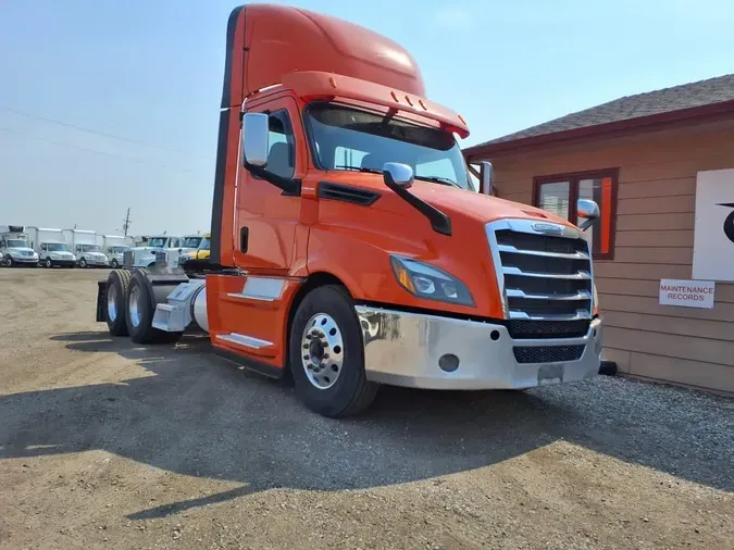 2019 FREIGHTLINER/MERCEDES NEW CASCADIA PX12664fbdd513a7f25d48e6bb90a865ccca70c