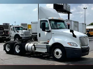 2019 INT LT625 6x4