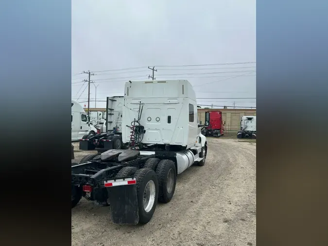 2019 NAVISTAR INTERNATIONAL LT625 SLPR CAB