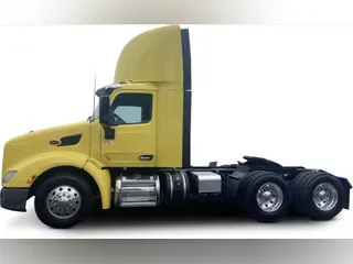 2021 Peterbilt 579