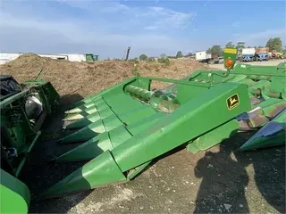 JOHN DEERE 643