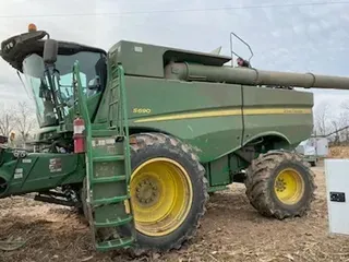 2016 John Deere S690