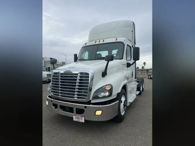 2018 FREIGHTLINER/MERCEDES CASCADIA 125fbf05dc6908223c89994c7dcedd28256