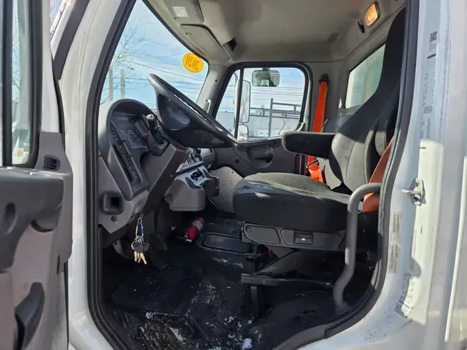 2020 FREIGHTLINER/MERCEDES M2 106fbf14600119c13eaff11c93886b080f4