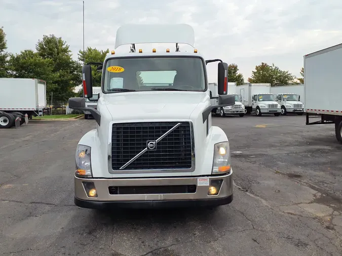 2018 VOLVO VNL64TRACTOR