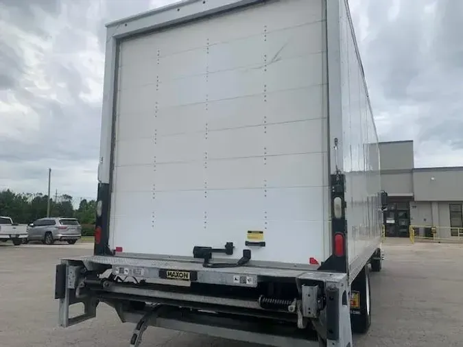 2020 Hino 268A