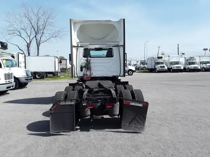 2020 NAVISTAR INTERNATIONAL LT625 DAYCAB T/A