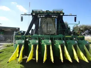 2011 John Deere 7760