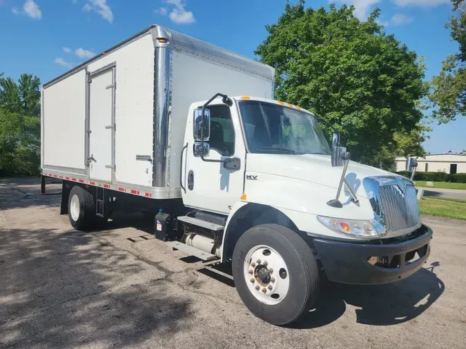2020 NAVISTAR INTERNATIONAL MV607 (4X2)