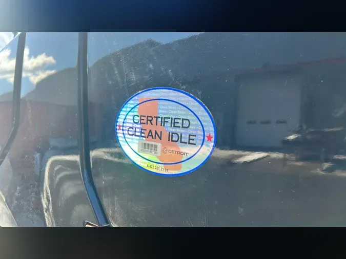 2020 Freightliner Cascadia 126