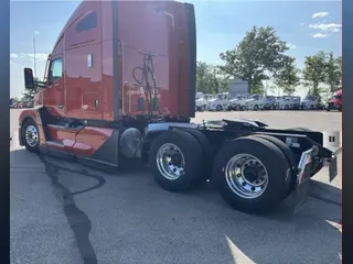 2025 Kenworth T680