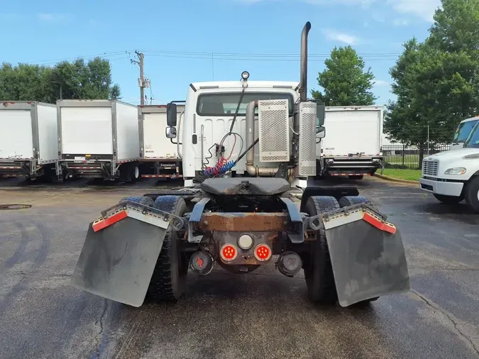 2016 FREIGHTLINER M2 106