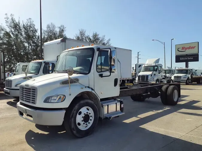 2019 FREIGHTLINER/MERCEDES M2 106fc03678e67d9454232ad16d344d95699
