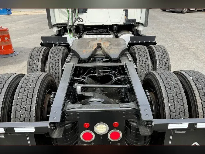 2021 INT LT625 6x4