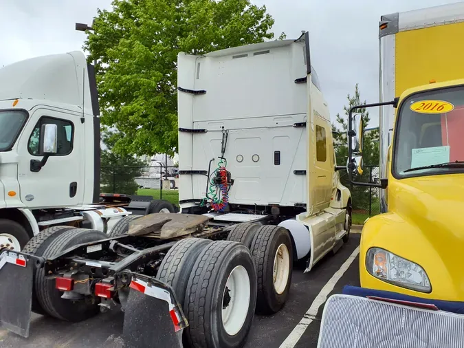 2020 NAVISTAR INTERNATIONAL LT625 SLPR CAB