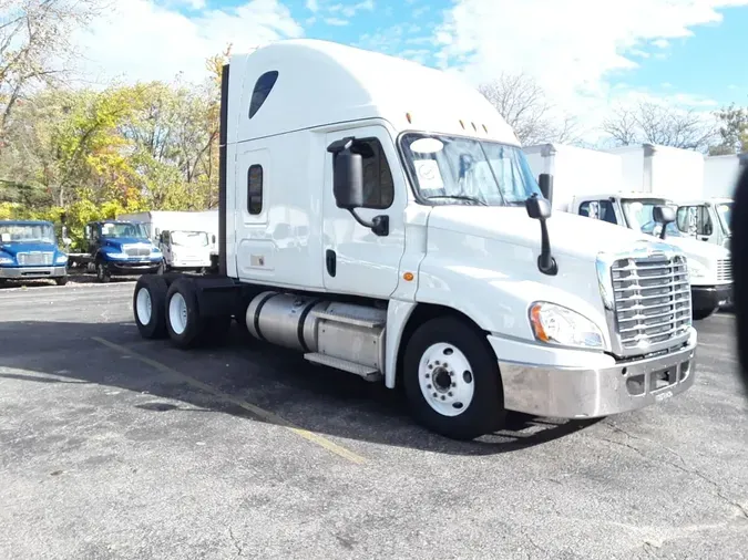 2020 FREIGHTLINER/MERCEDES CASCADIA 125