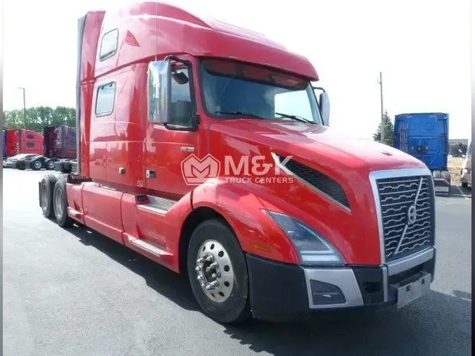 2021 VOLVO VNL64T860