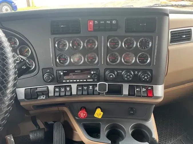 2022 Kenworth T680