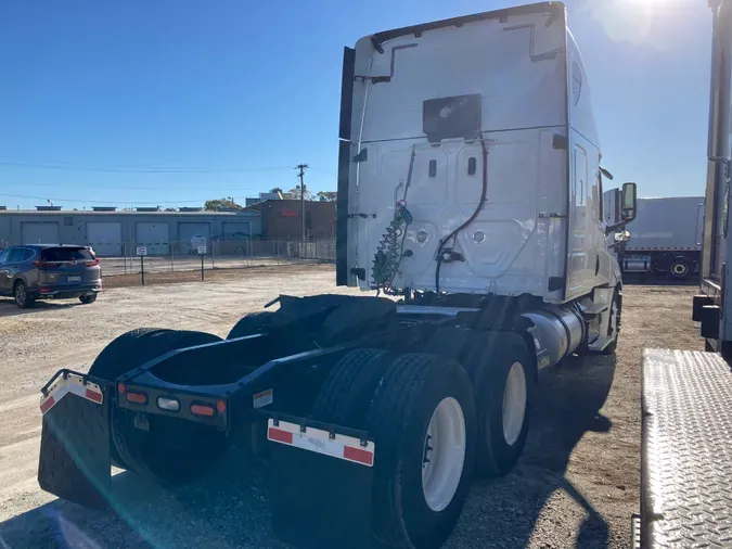 2018 FREIGHTLINER/MERCEDES NEW CASCADIA 126