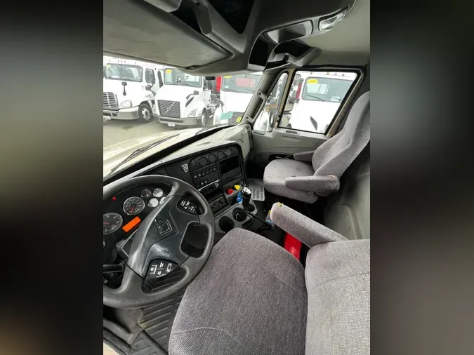 2017 NAVISTAR INTERNATIONAL PROSTAR (4X2)