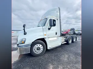 2019 FREIGHTLINER/MERCEDES CASCADIA 125