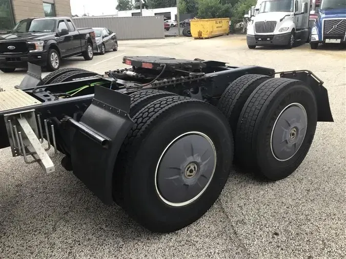 2022 INTERNATIONAL LT625