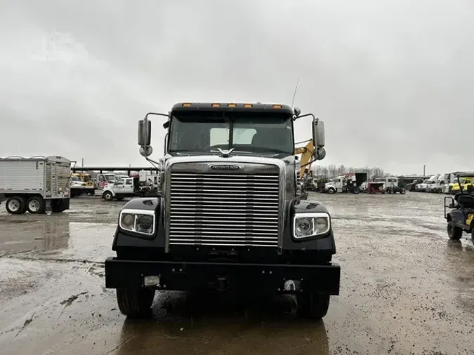 2019 FREIGHTLINER CORONADO 122 SD