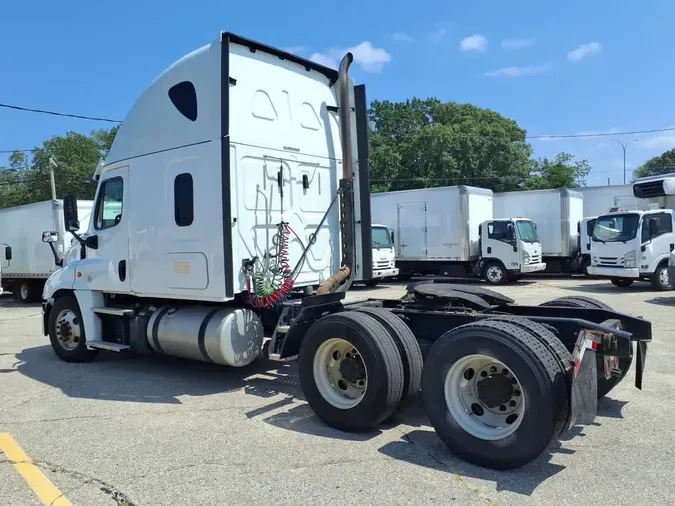 2020 FREIGHTLINER CASCADIA 125
