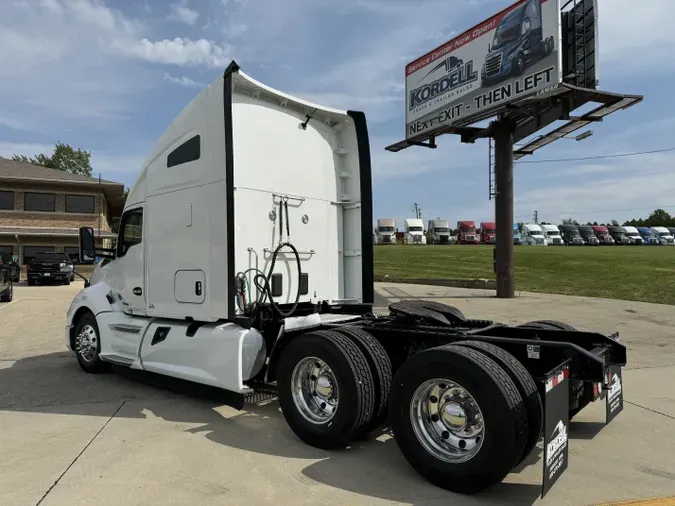 2021 KENWORTH T680