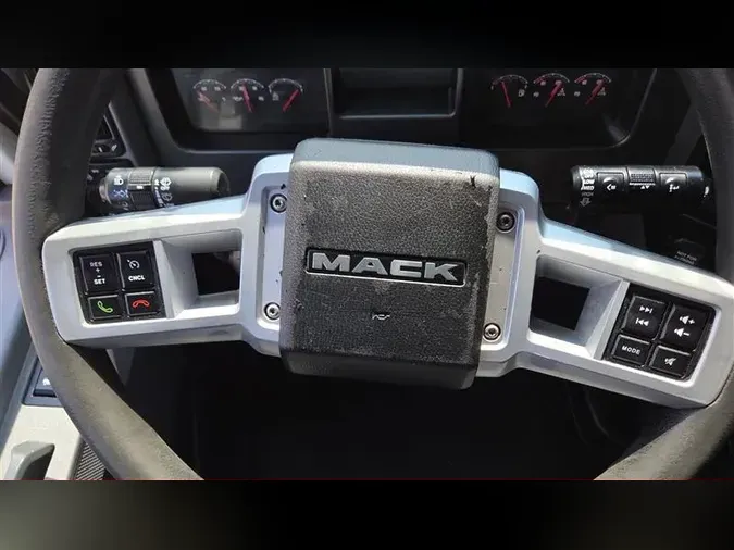 2021 MACK ANTHEM