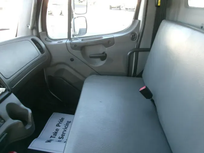 2020 Freightliner Business Class M2 106