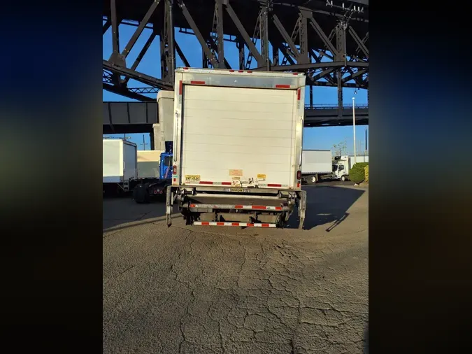 2019 FREIGHTLINER/MERCEDES M2 106