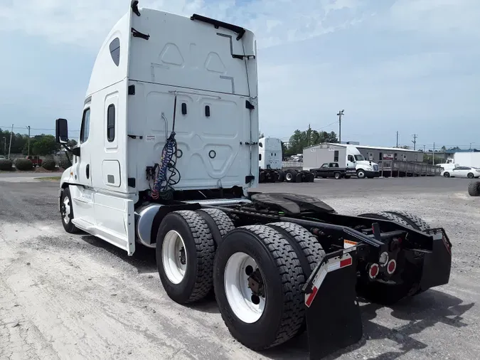 2019 FREIGHTLINER/MERCEDES CASCADIA 125