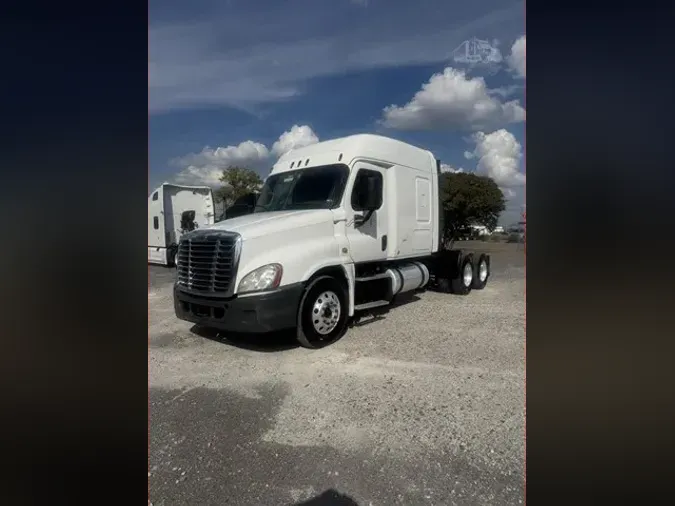 2017 FREIGHTLINER CASCADIA 125fc32057a45e22fdfab74871530a7e590
