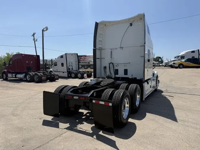 2023 Peterbilt 579fc3633796f2e94736f498c11ef15d250