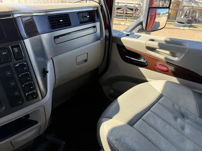 2018 Peterbilt 579